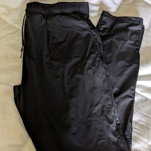 EUC size Large Zyia Everywhere pants